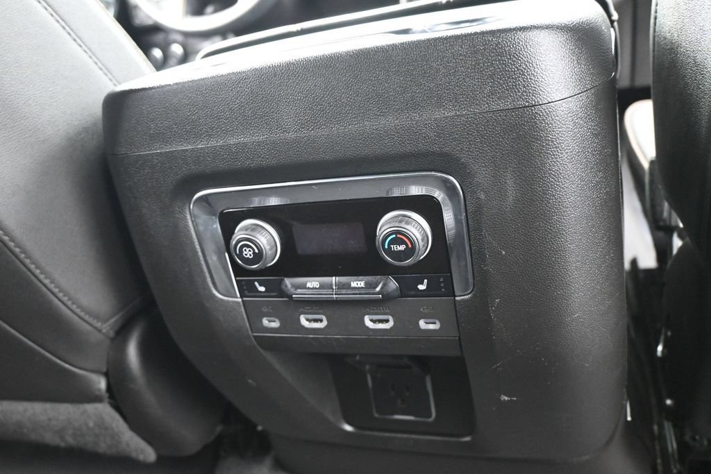 Used 2023 Chevrolet Tahoe High Country RWD image 42