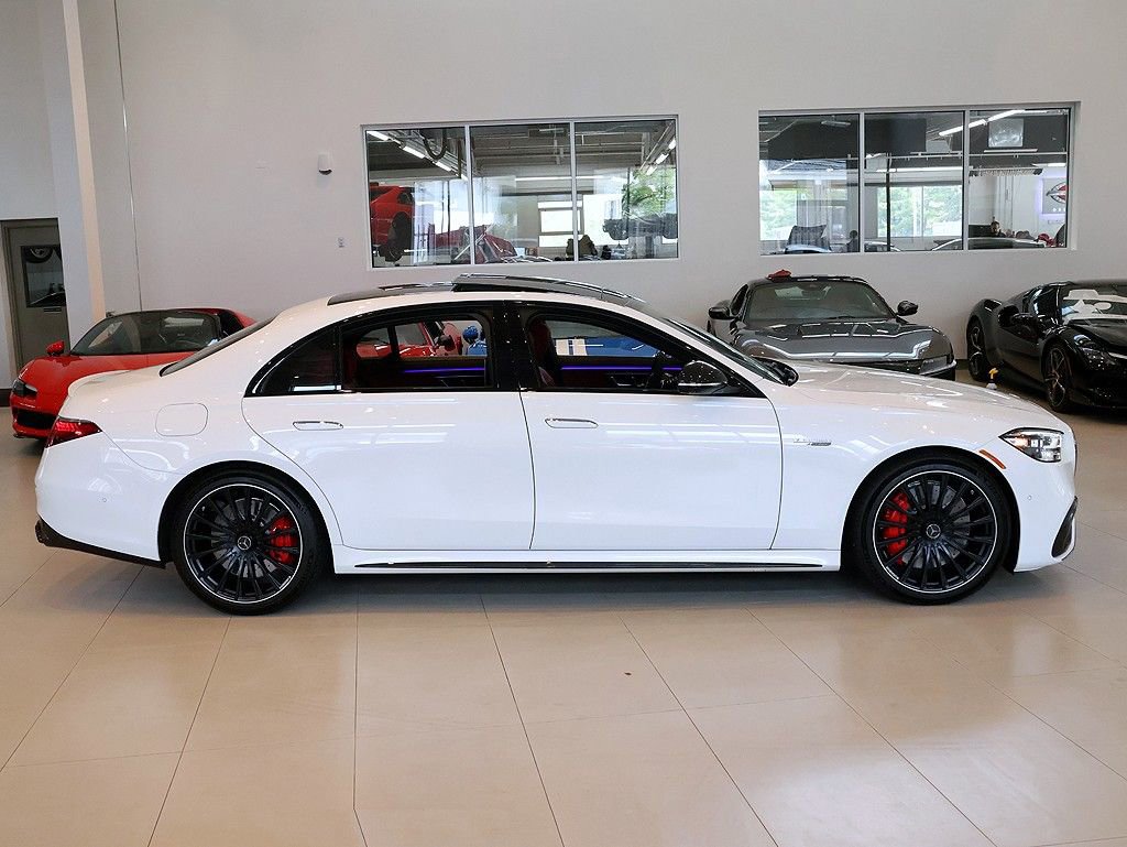 Used 2025 Mercedes-Benz S 63 AMG S image 3