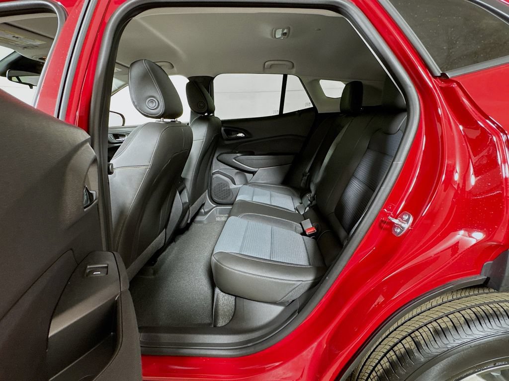 New 2026 Chevrolet Trax LT w/ Driver Confidence Package FWD image 12