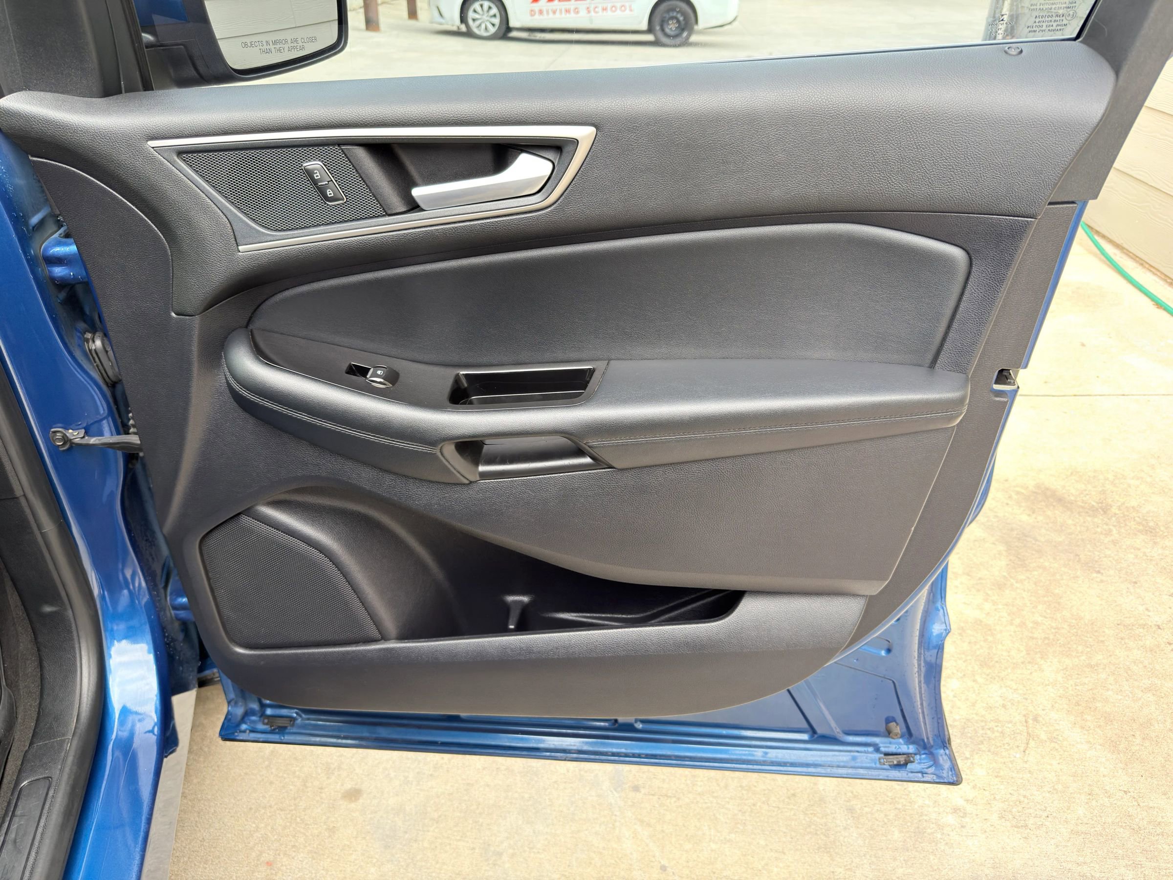 Used 2020 Ford Edge SEL w/ Convenience Package image 28