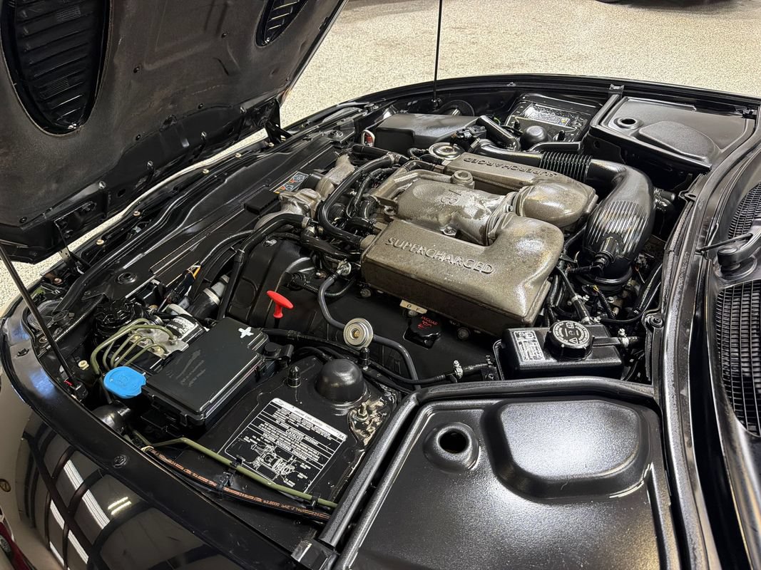 Used 2005 Jaguar XK8 Coupe RWD image 34