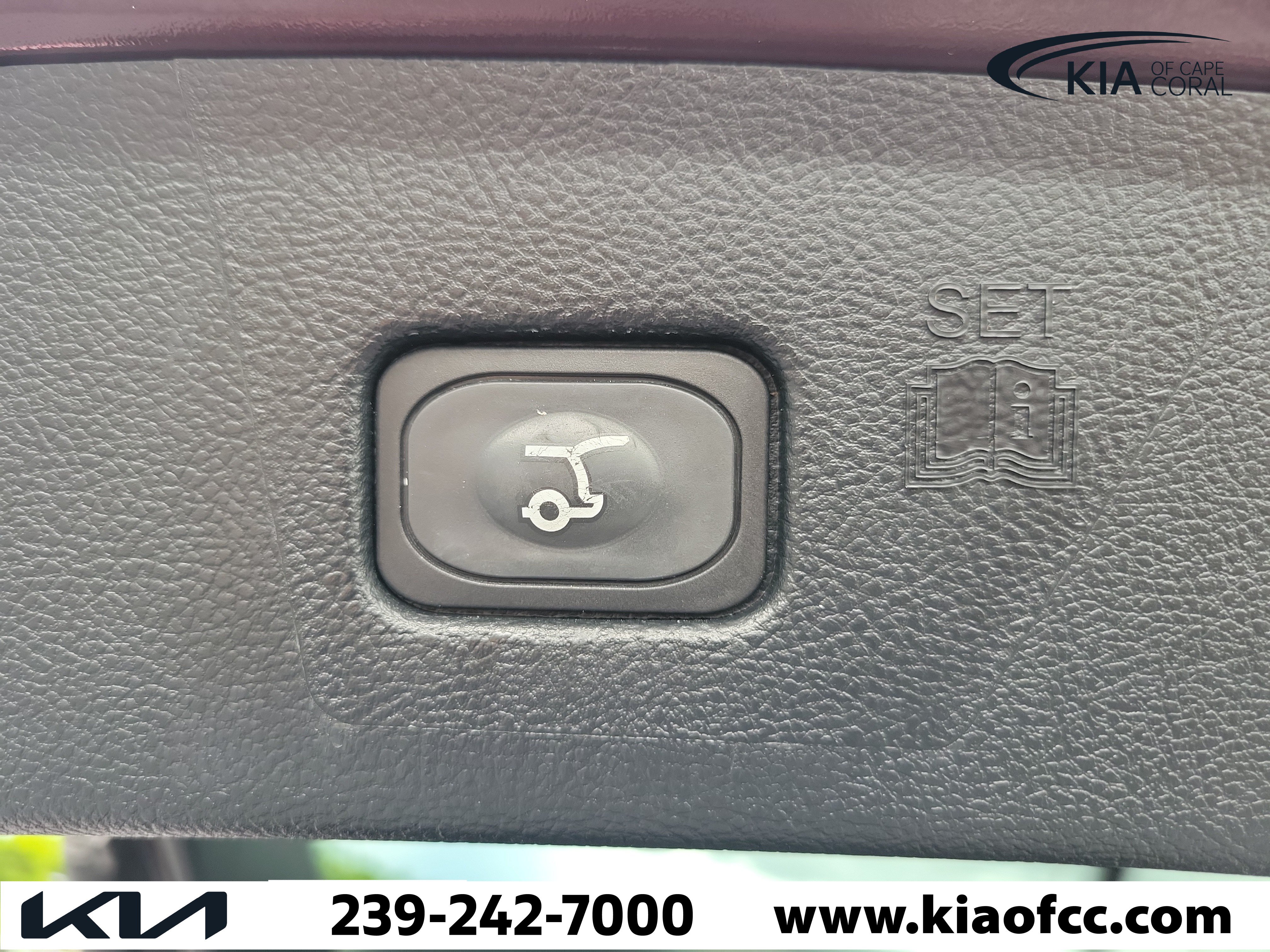 Used 2021 Ford Edge ST-Line FWD image 12