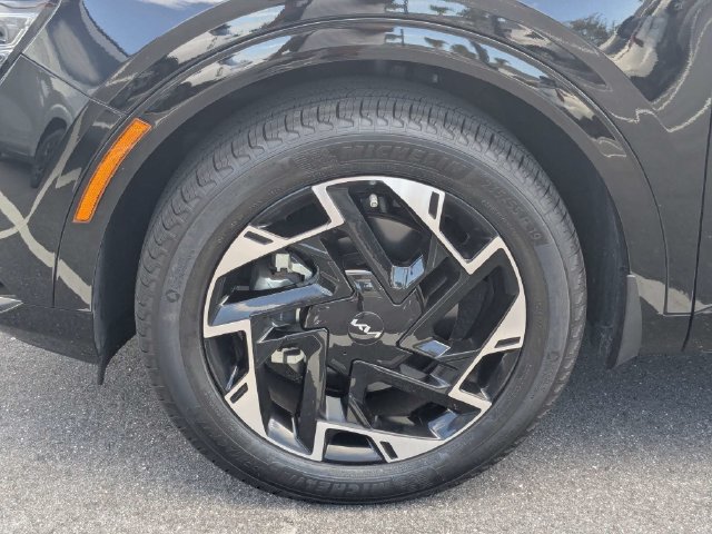 Certified 2024 Kia Sportage SX AWD/4WD image 10