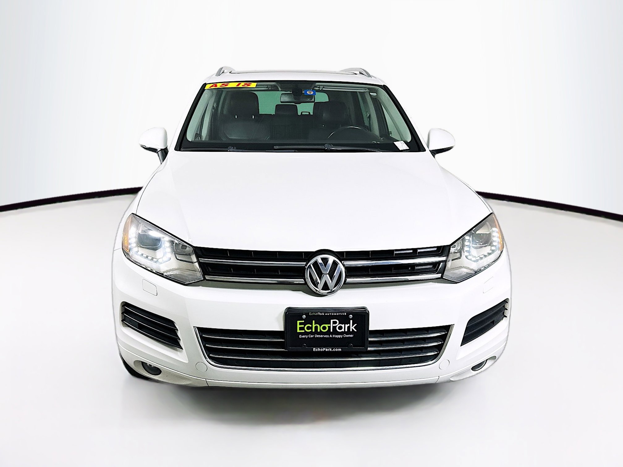 Used 2012 Volkswagen Touareg Sport AWD/4WD image 2