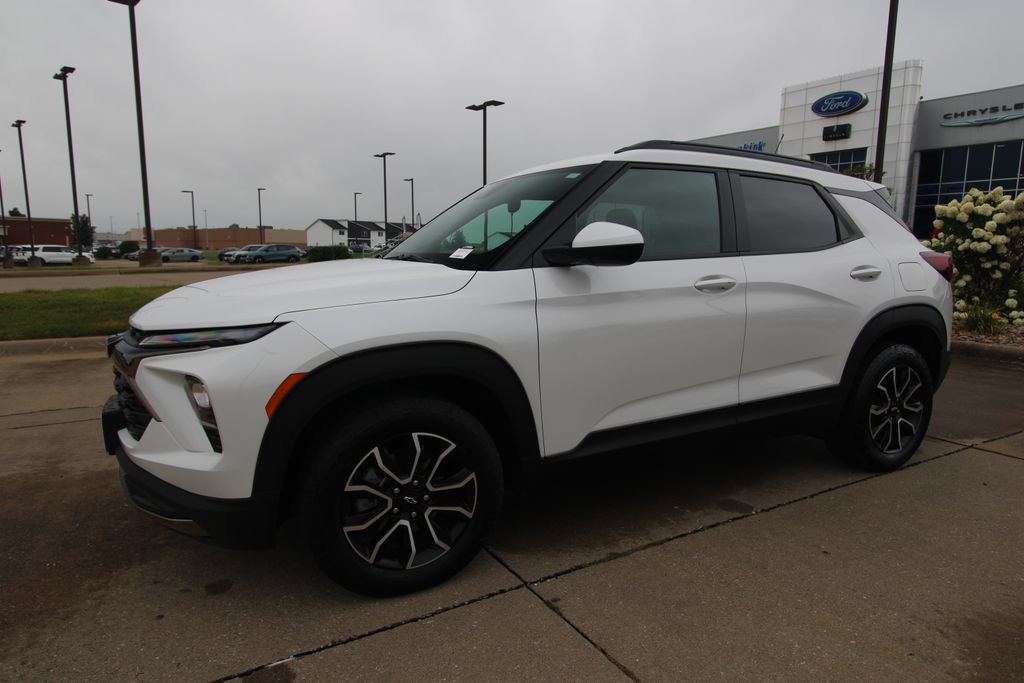 Used 2025 Chevrolet TrailBlazer ACTIV FWD image 18