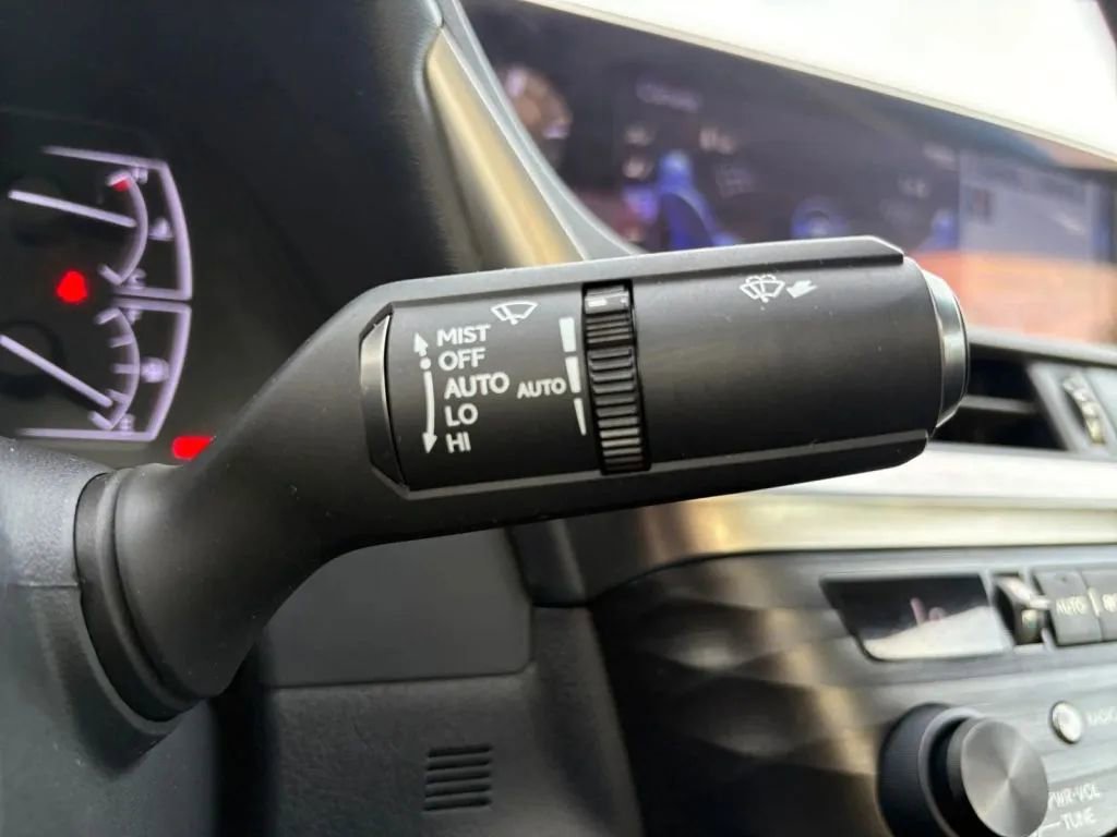 Used 2019 Lexus ES 350 w/ Accessory Package 2 FWD image 49