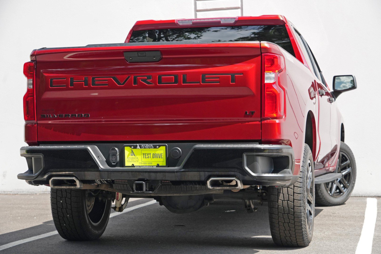 Used 2022 Chevrolet Silverado 1500 LT Trail Boss w/ Bed Protection Package AWD/4WD image 4