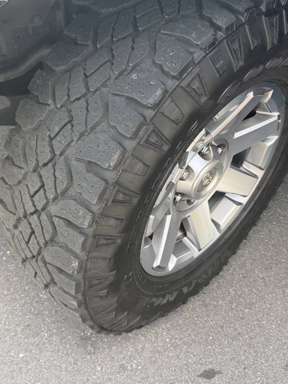 Used 2015 Toyota 4Runner Trail Premium AWD/4WD image 9