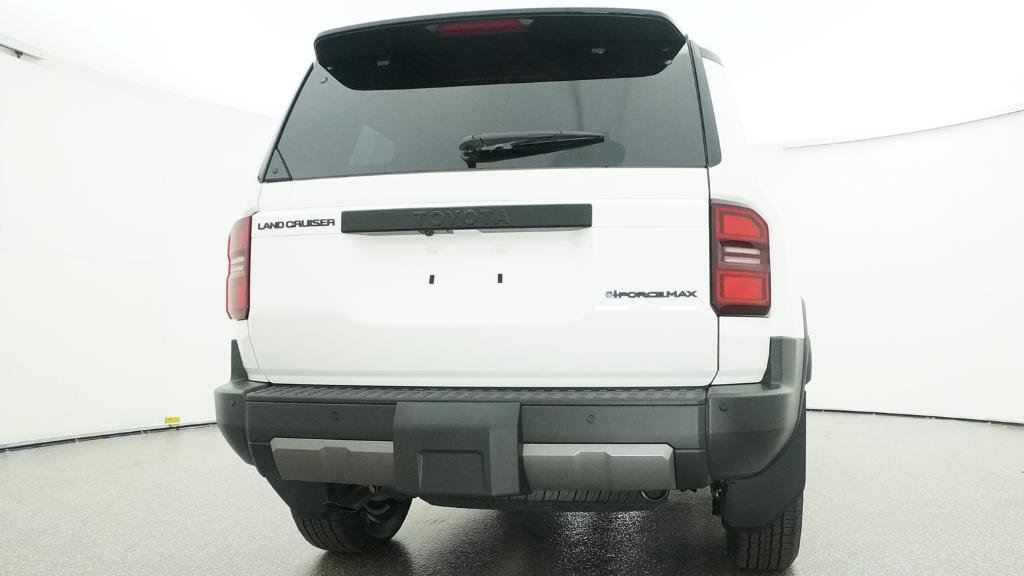 New 2026 Toyota Land Cruiser AWD/4WD image 7