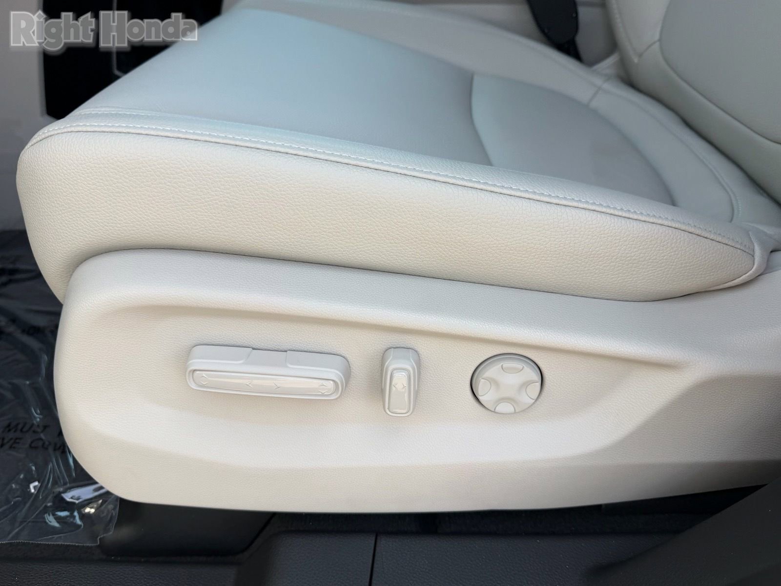Used 2026 Honda Odyssey EX-L image 25