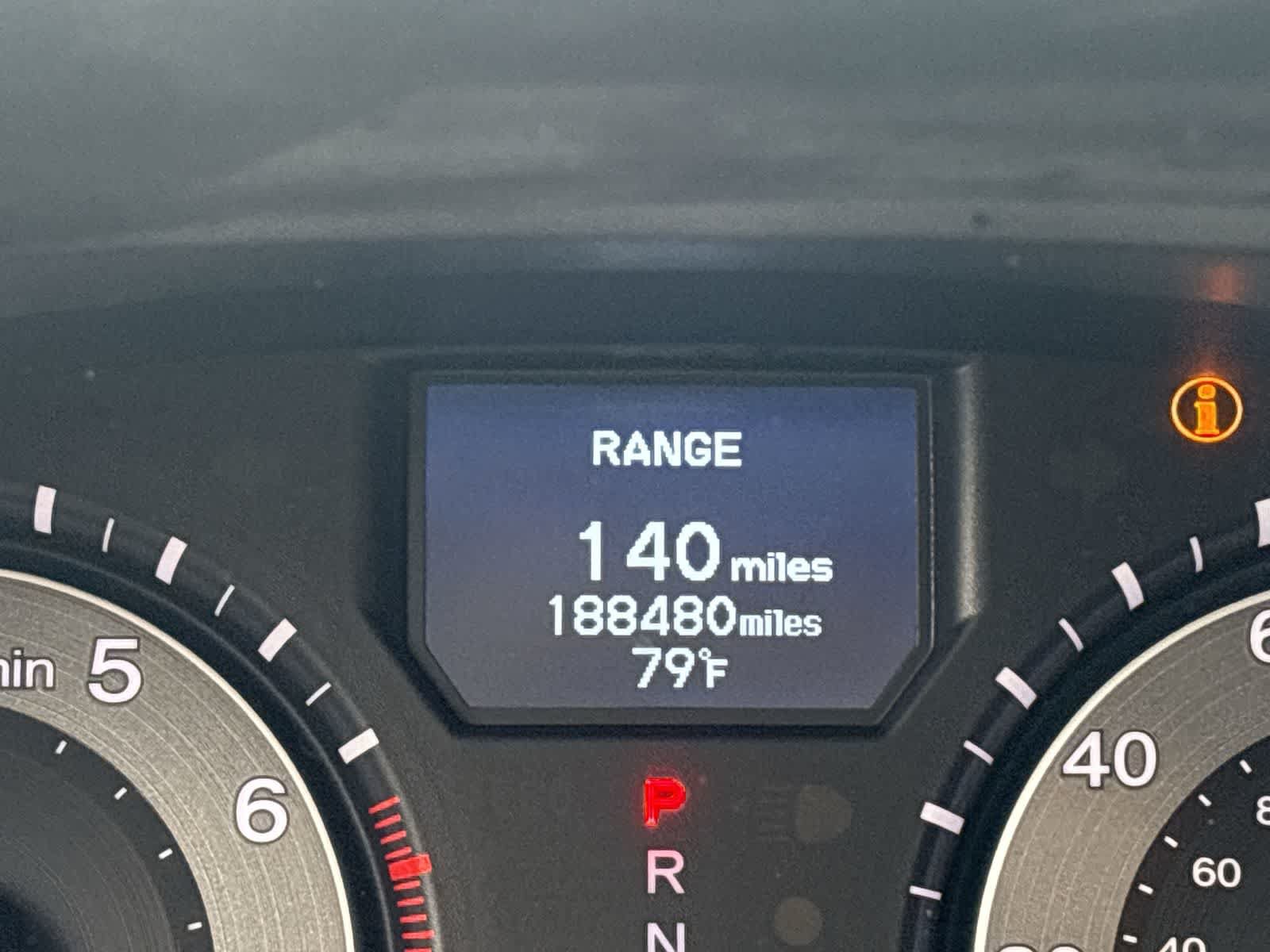 Used 2014 Honda Odyssey Touring Elite image 12