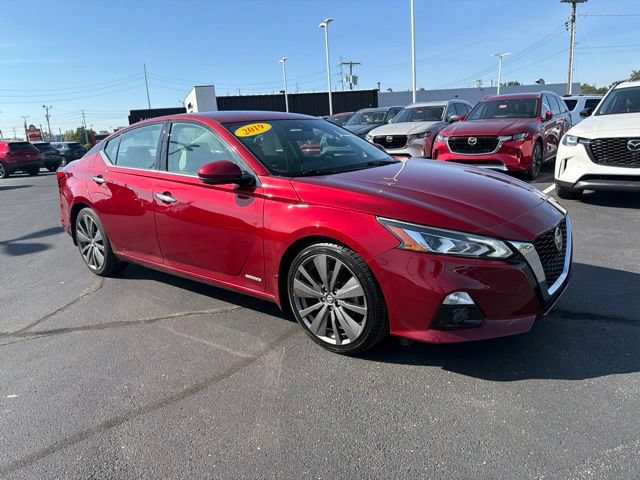 Used 2019 Nissan Altima 2.0 Edition One FWD image 2