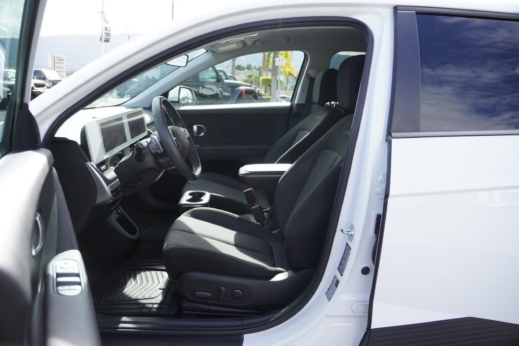 Used 2024 Hyundai Ioniq 5 SE RWD image 27