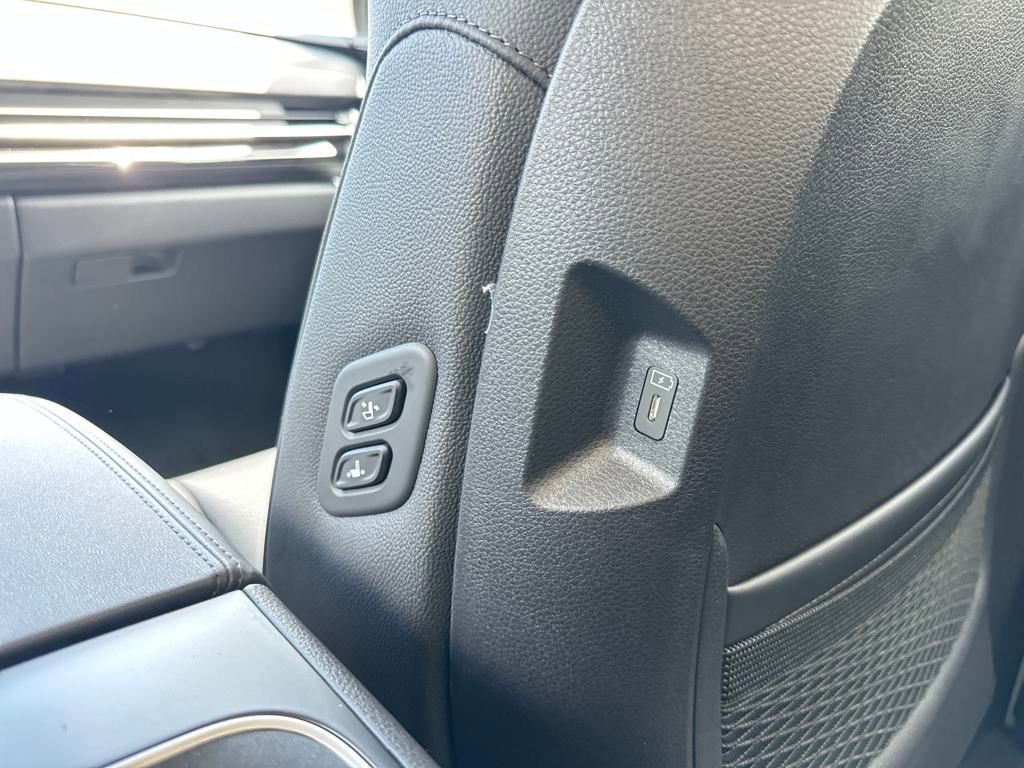 New 2025 Kia Carnival SX Prestige image 19