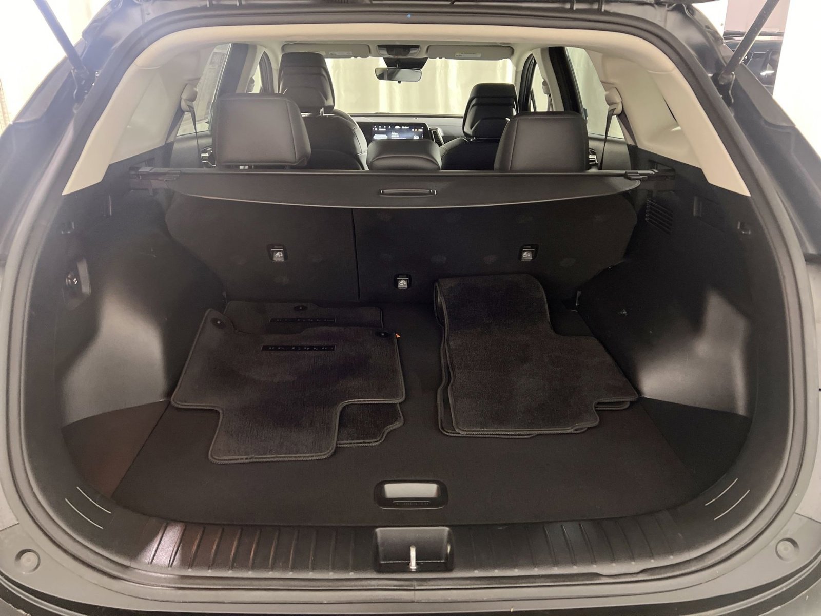 Used 2023 Kia Sportage EX image 26