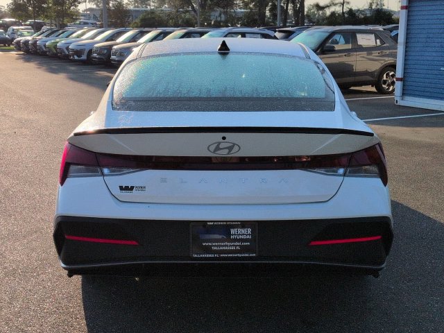 New 2026 Hyundai Elantra SEL Sport FWD image 6