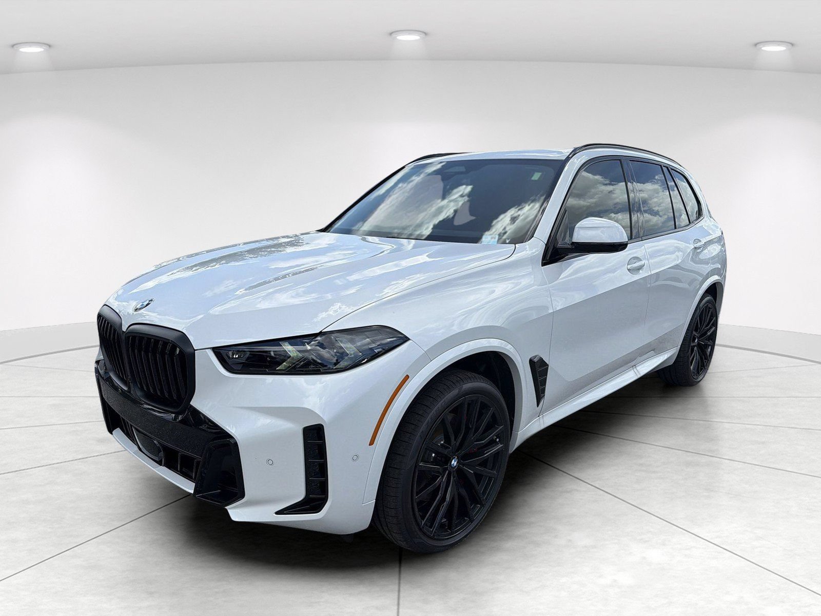 New 2026 BMW X5 xDrive40i w/ M Sport Package AWD/4WD image 8