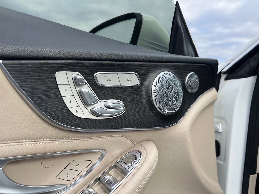Used 2020 Mercedes-Benz C 300 Cabriolet image 14