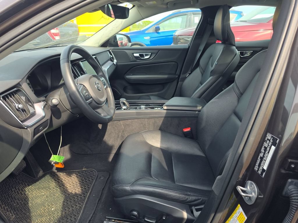 Used 2024 Volvo S60 B5 Core AWD/4WD image 4
