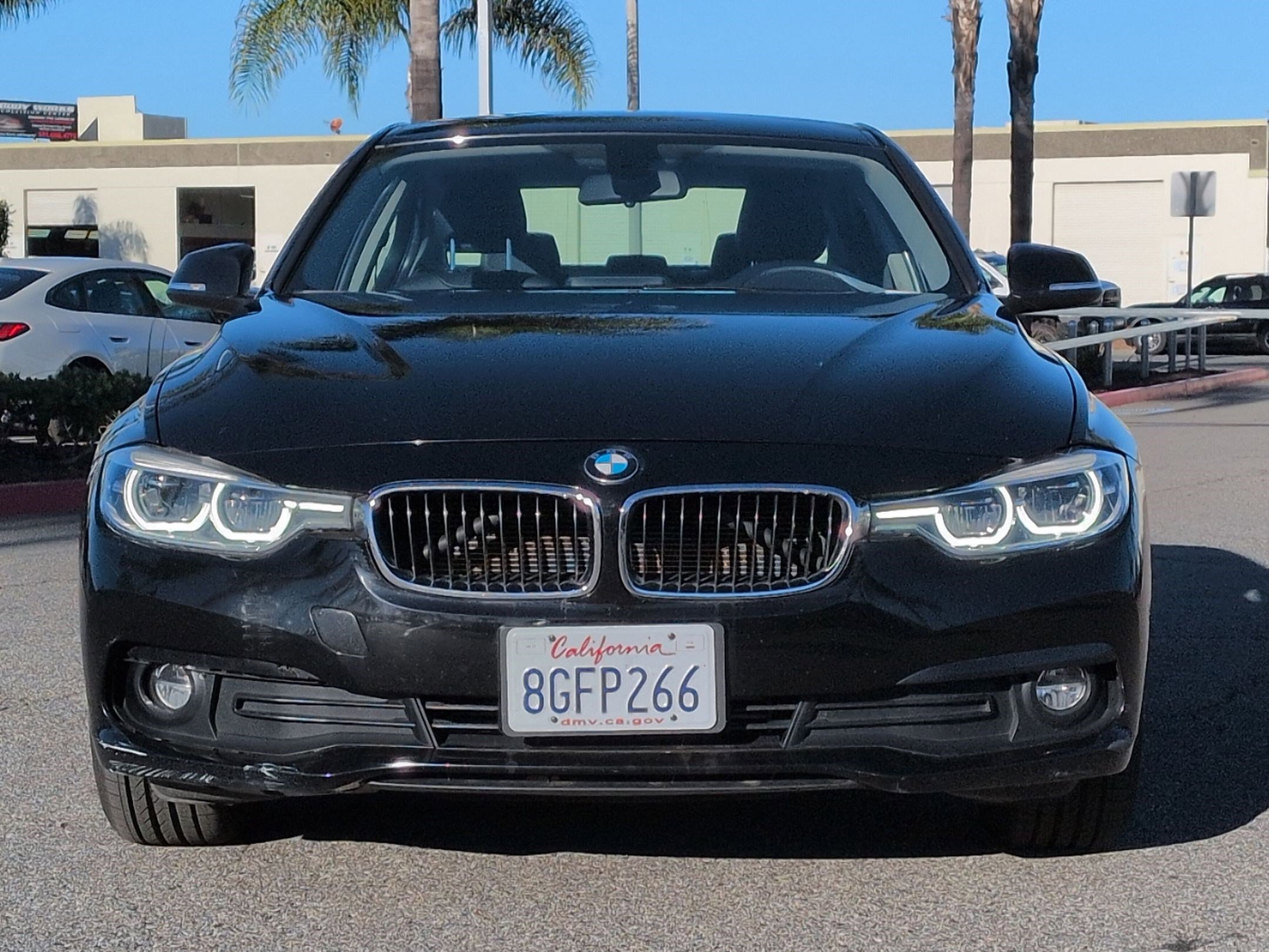 Used 2018 BMW 320i Sedan image 3