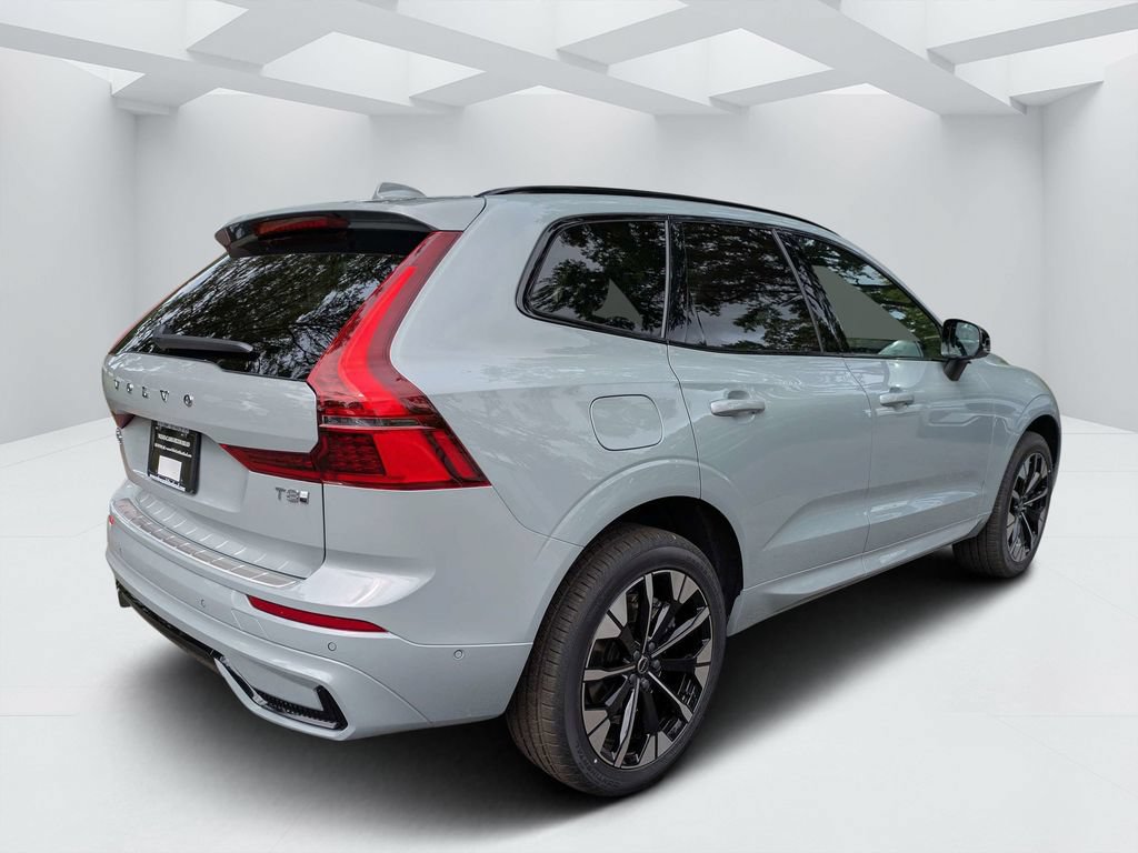 New 2026 Volvo XC60 T8 Plus w/ Protection Package Premier AWD/4WD image 3