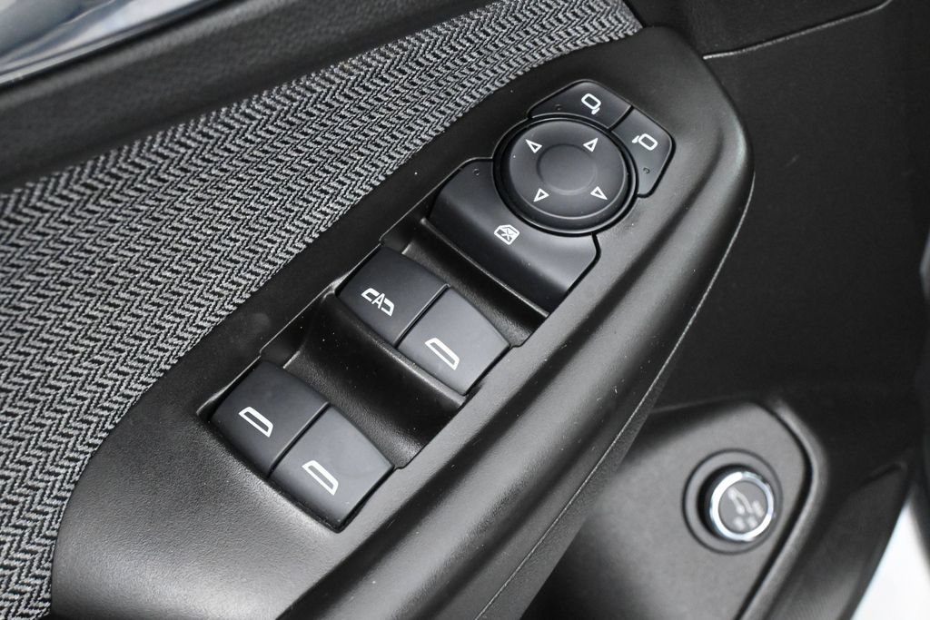 Used 2021 Chevrolet TrailBlazer LT w/ Sun and Liftgate Package FWD image 14