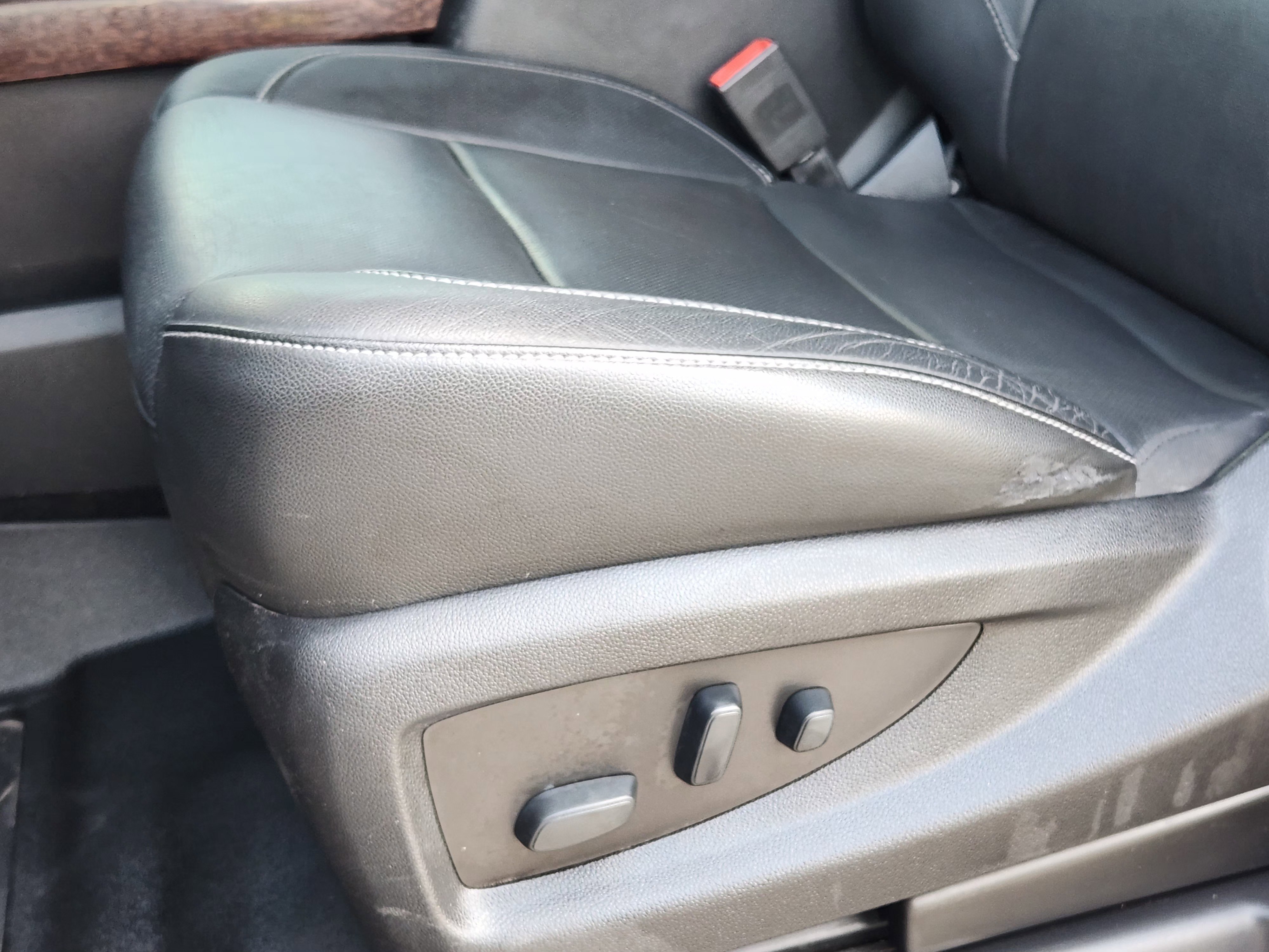 Used 2018 GMC Yukon XL SLT RWD image 24