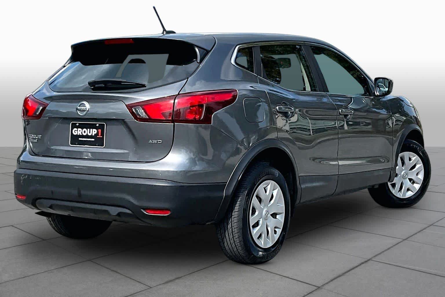 Used 2019 Nissan Rogue Sport S AWD/4WD image 13