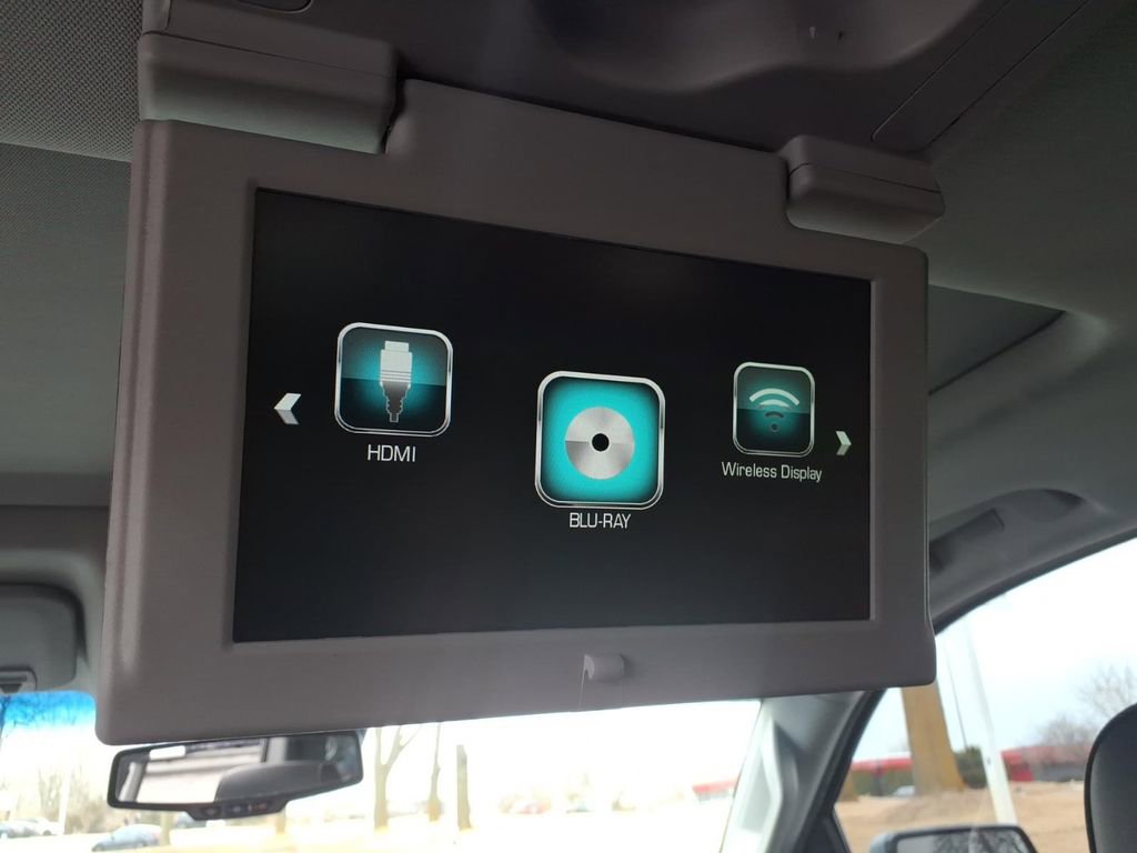 Used 2020 GMC Yukon Denali w/ Denali Ultimate Package image 34