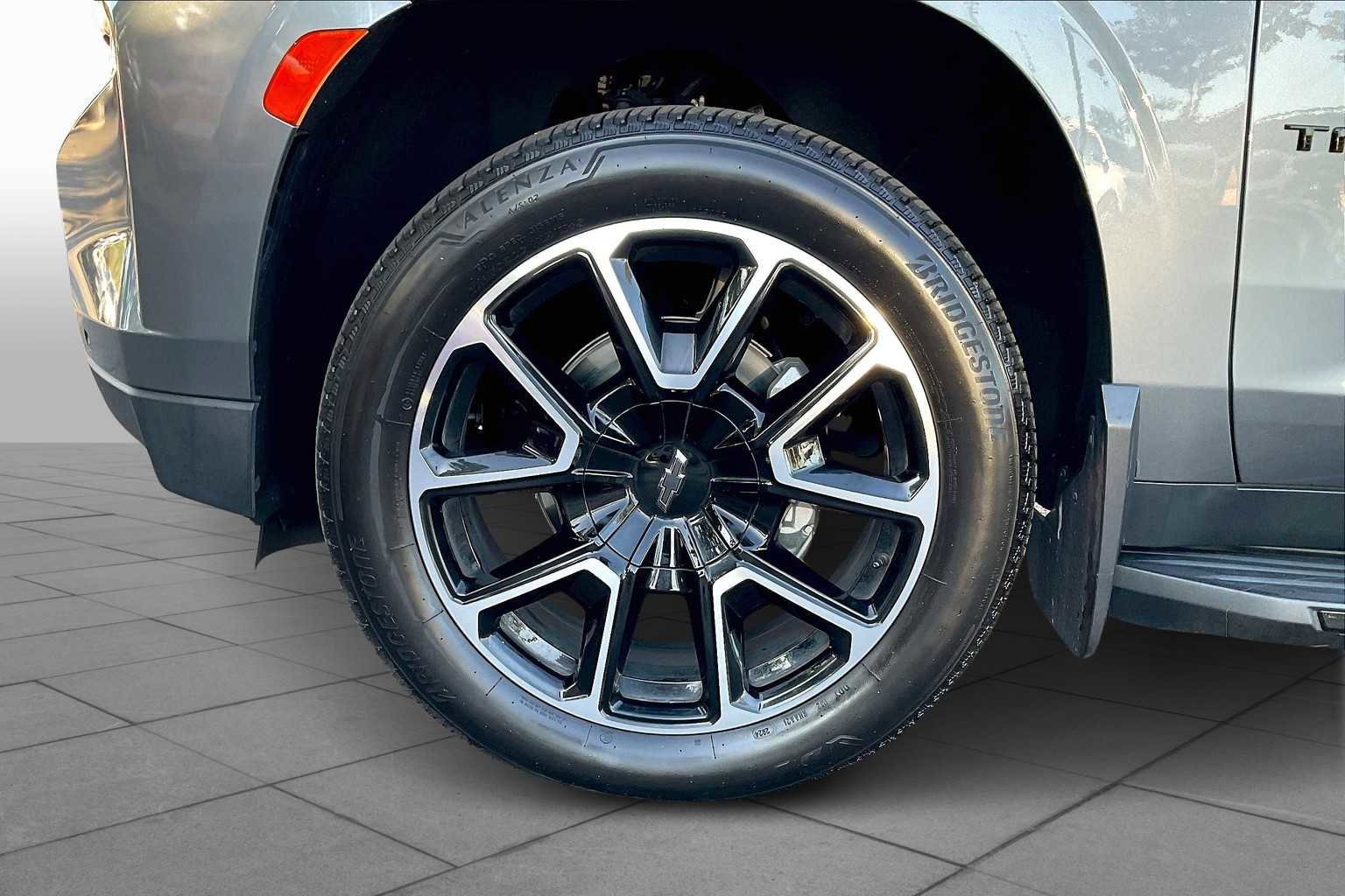 Certified 2022 Chevrolet Tahoe RST w/ Luxury Package image 9