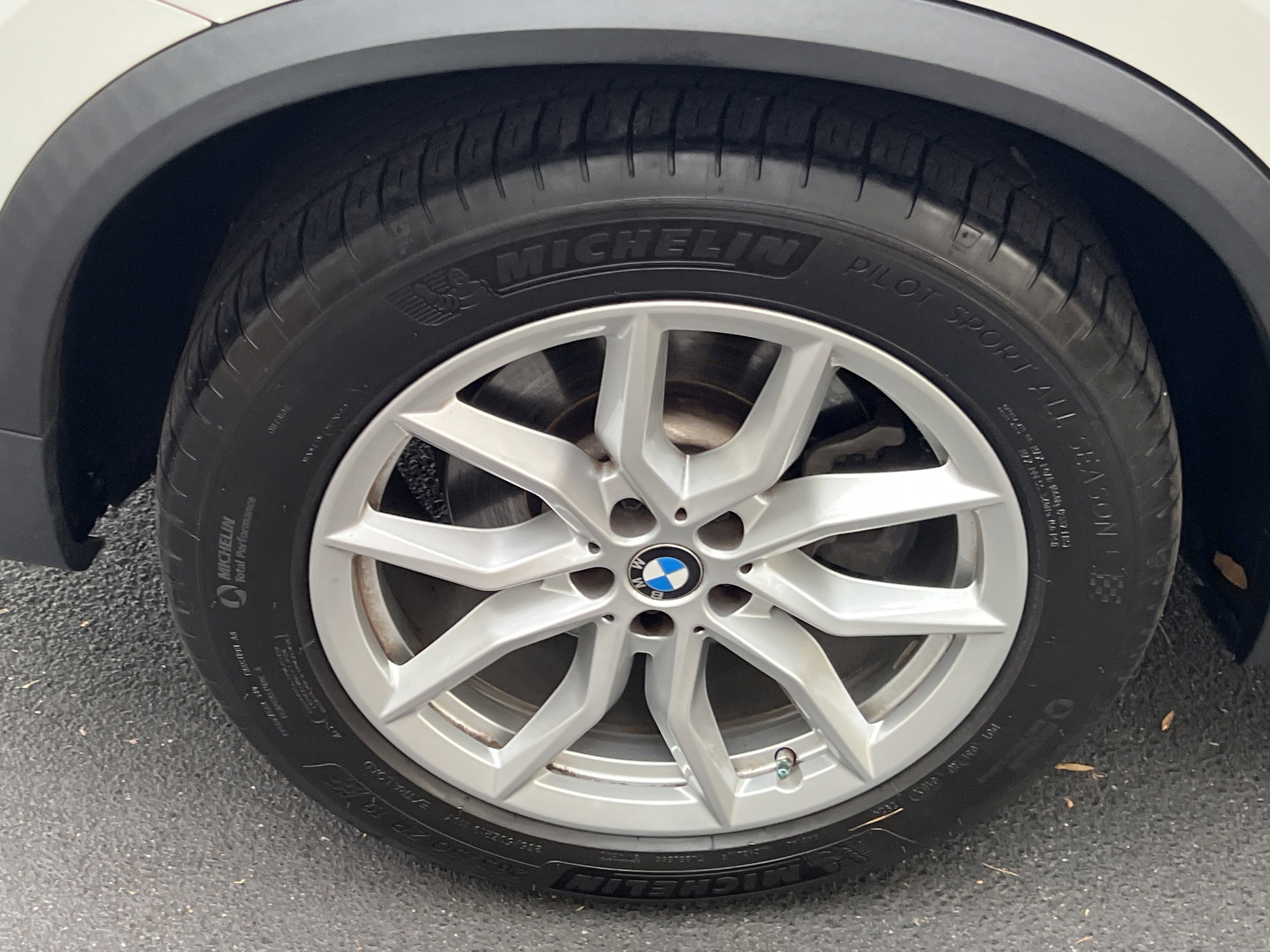 Used 2021 BMW X5 sDrive40i w/ Convenience Package image 18