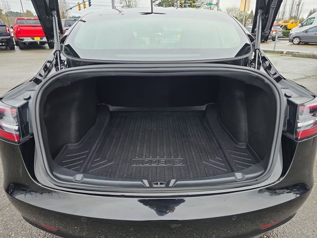 Used 2020 Tesla Model 3 Standard Range Plus image 16