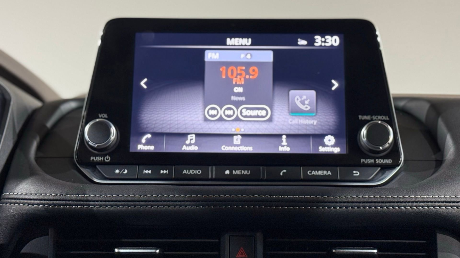 Used 2023 Nissan Rogue SV w/ SV Premium B Package image 70