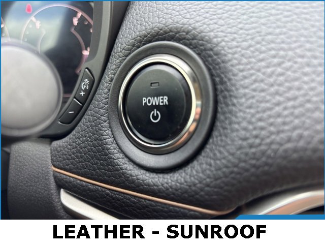 Used 2025 MAZDA CX-70 Plug-In Hybrid w/ Premium Pkg image 9