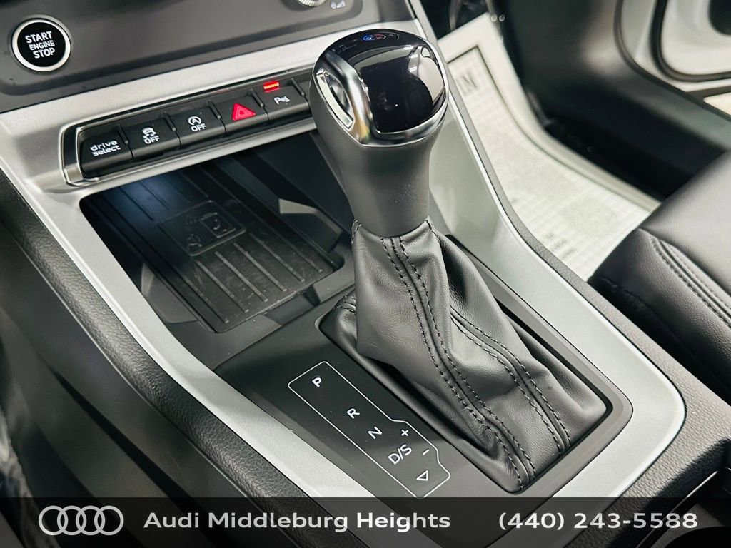 Certified 2025 Audi Q3 2.0T Premium w/ Convenience Package image 17