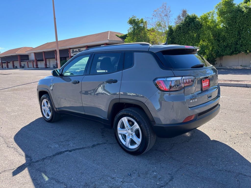 Used 2024 Jeep Compass Sport image 6