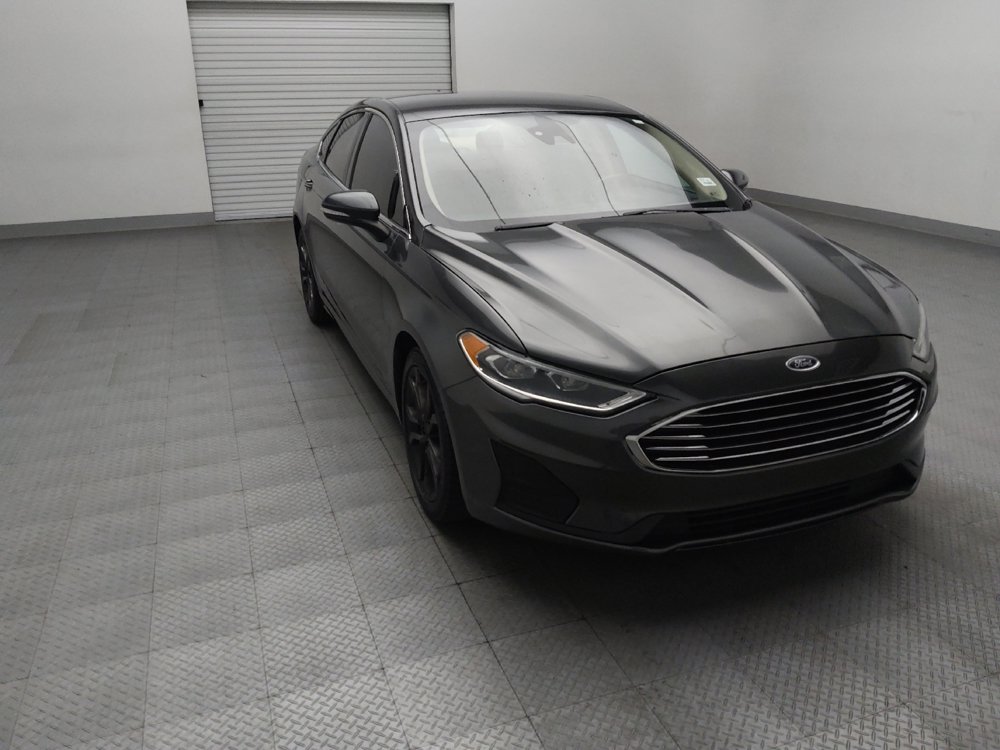 Used 2019 Ford Fusion SEL FWD image 13