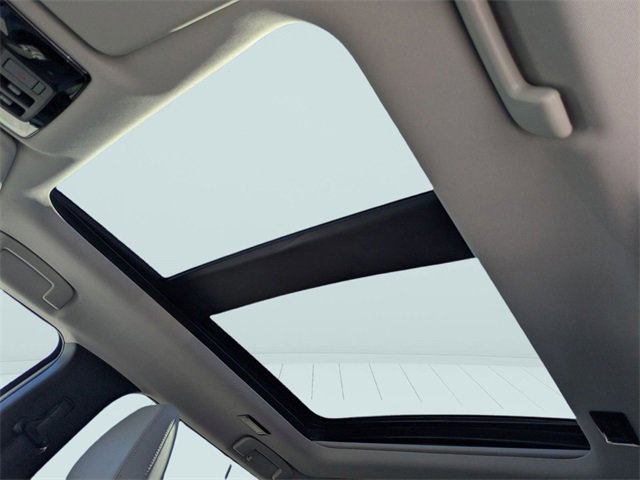 New 2025 Mitsubishi Outlander SE image 24