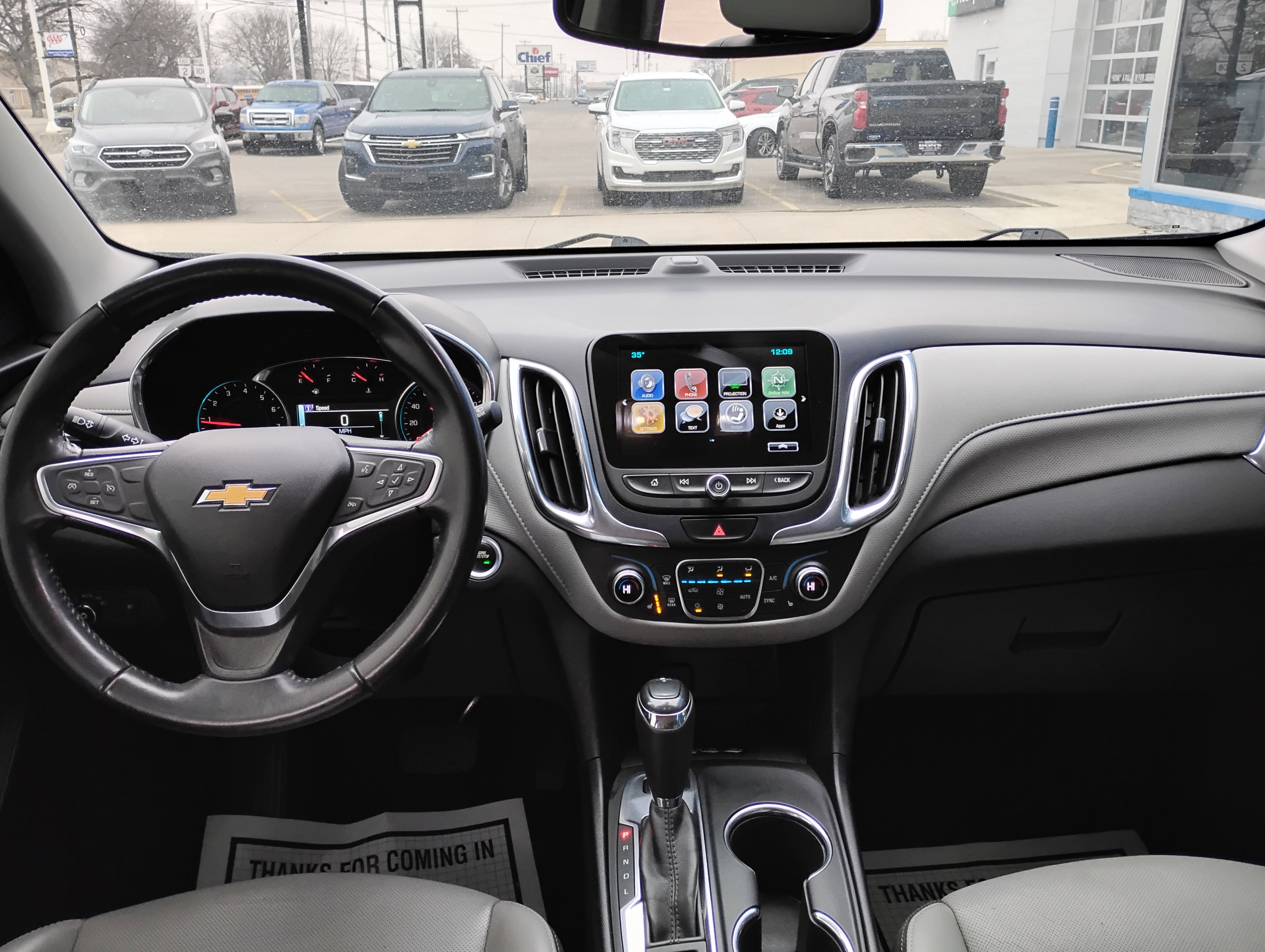 Used 2018 Chevrolet Equinox Premier image 4