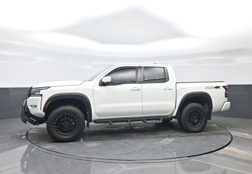 Used 2023 Nissan Frontier PRO-4X w/ Pro Convenience Package image 3