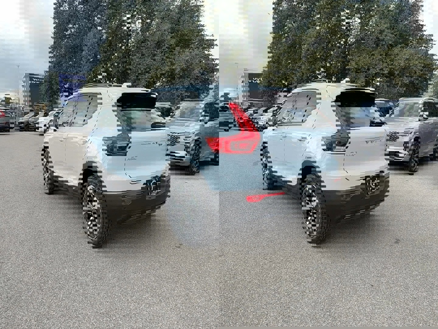 New 2026 Volvo XC40 B5 Core image 4