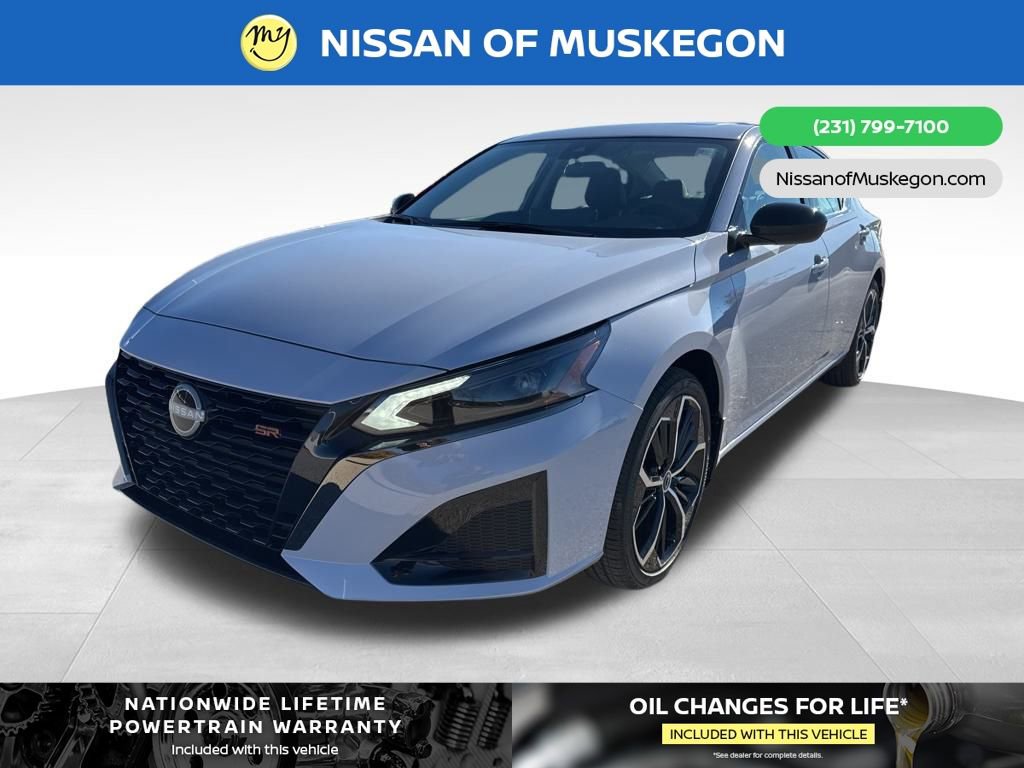 New 2025 Nissan Altima 2.5 SR w/ SR Premium Package image 3