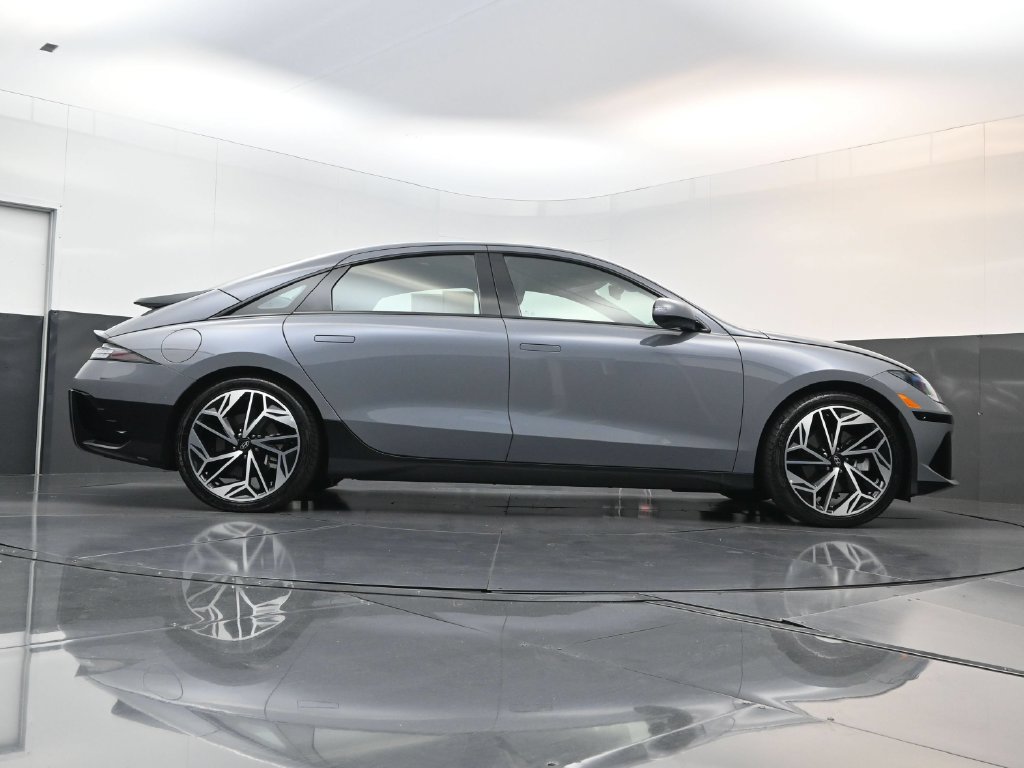 Certified 2023 Hyundai Ioniq 6 Limited RWD image 24