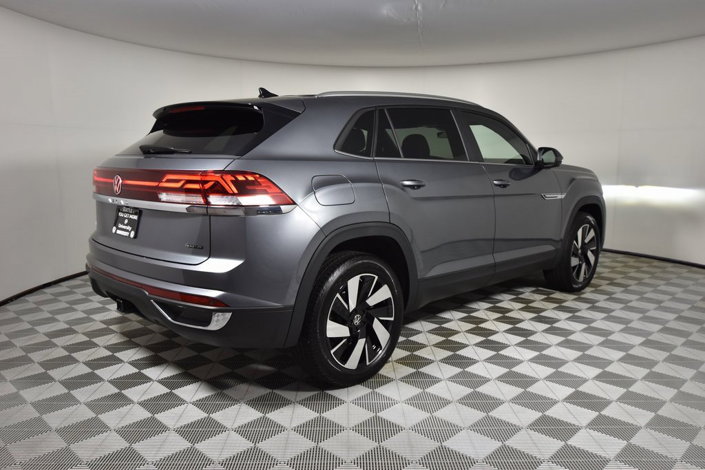 New 2025 Volkswagen Atlas Cross Sport SE image 7