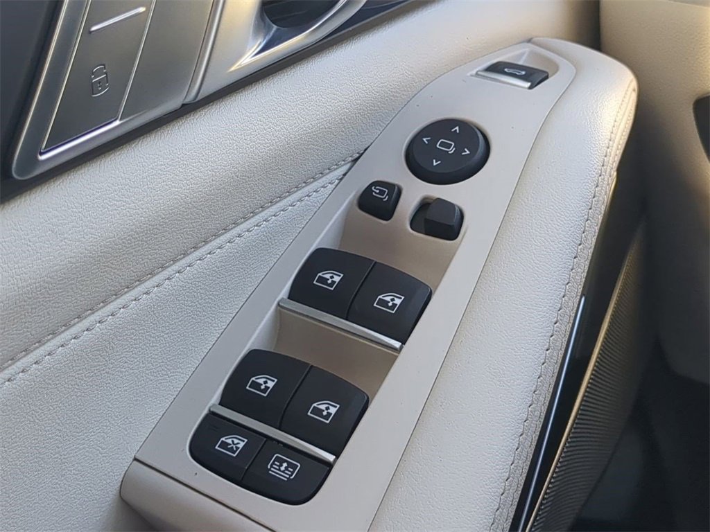 New 2026 BMW X7 xDrive40i w/ Executive Package image 25