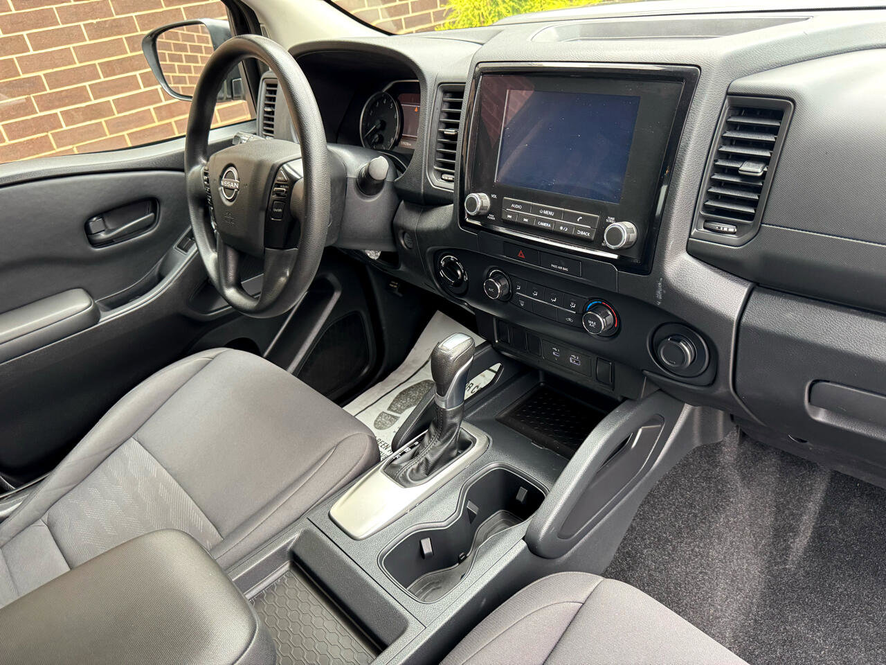 Used 2022 Nissan Frontier S image 4