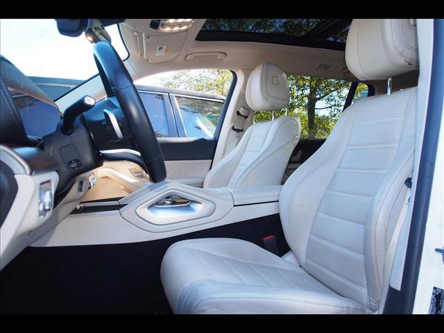 Used 2021 Mercedes-Benz GLS 580 4MATIC image 22