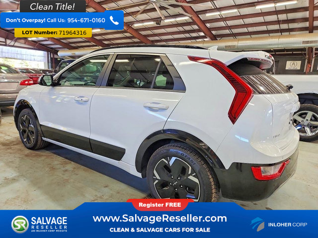 Used 2023 Kia Niro Wind w/ Wind Preserve Package FWD image 3