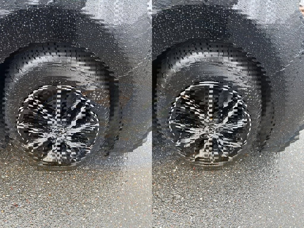 Used 2023 Toyota Camry SE image 17