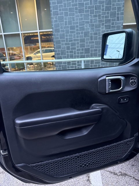 Used 2018 Jeep Wrangler Unlimited Sport S image 29